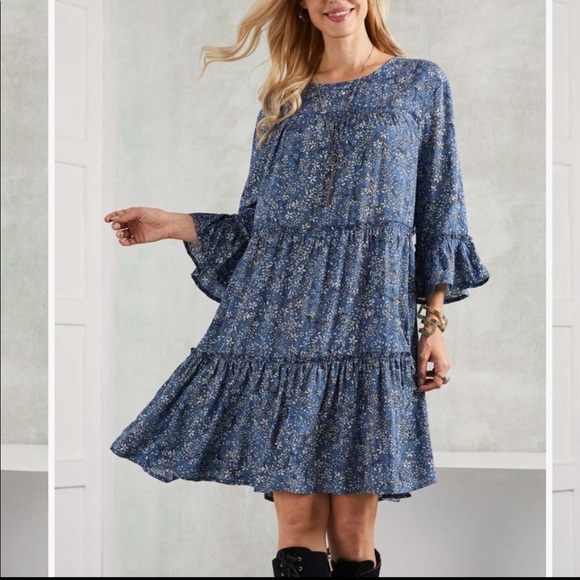 Light Blue Floral Flute-Sleeve Peasant Dress - Picture 4 of 13